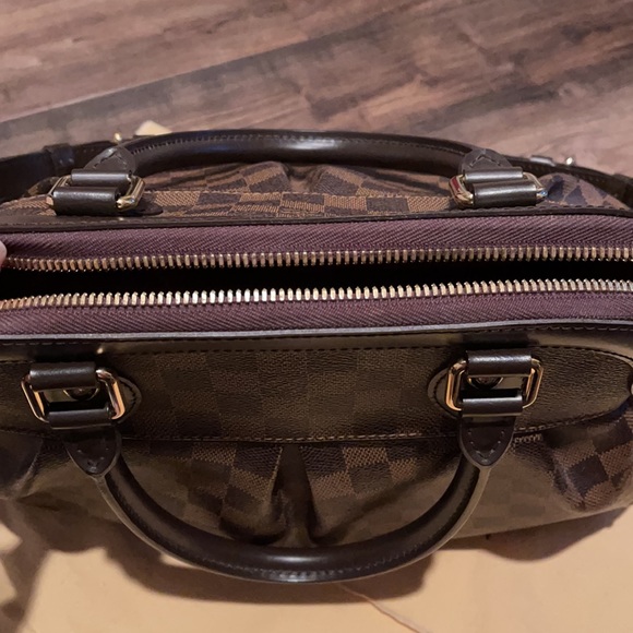 Louis Vuitton Trevi Damier PM - Picture 13 of 16